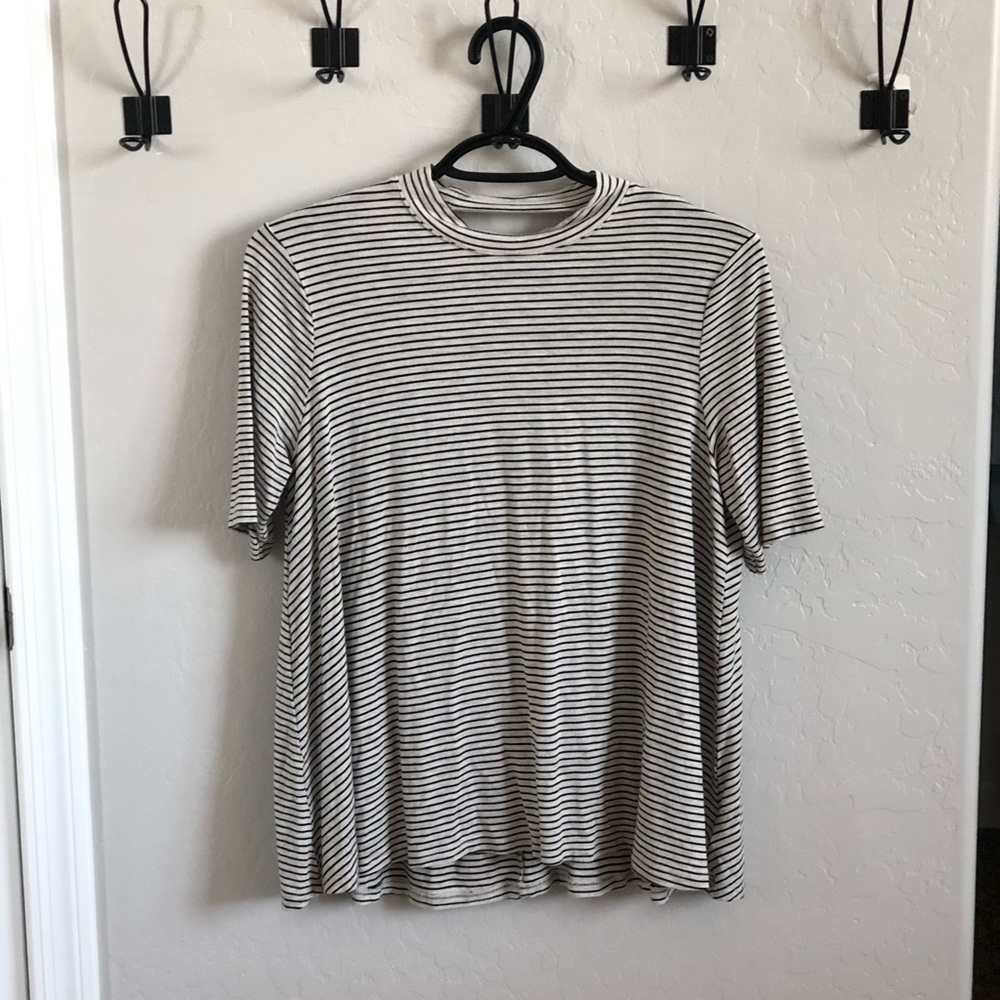 American Eagle Top